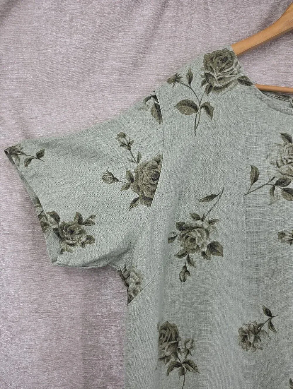 Vintage Linen Short Sleeve Dress in Floral Sage Green Women's Plus Size 3XP